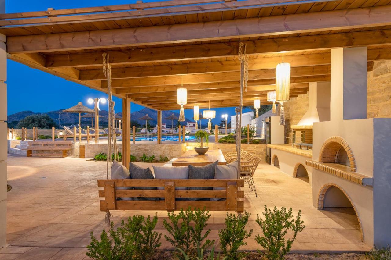 Ivoni Villa, An Iconic Summer Retreat, By Thinkvilla Perama  Luaran gambar